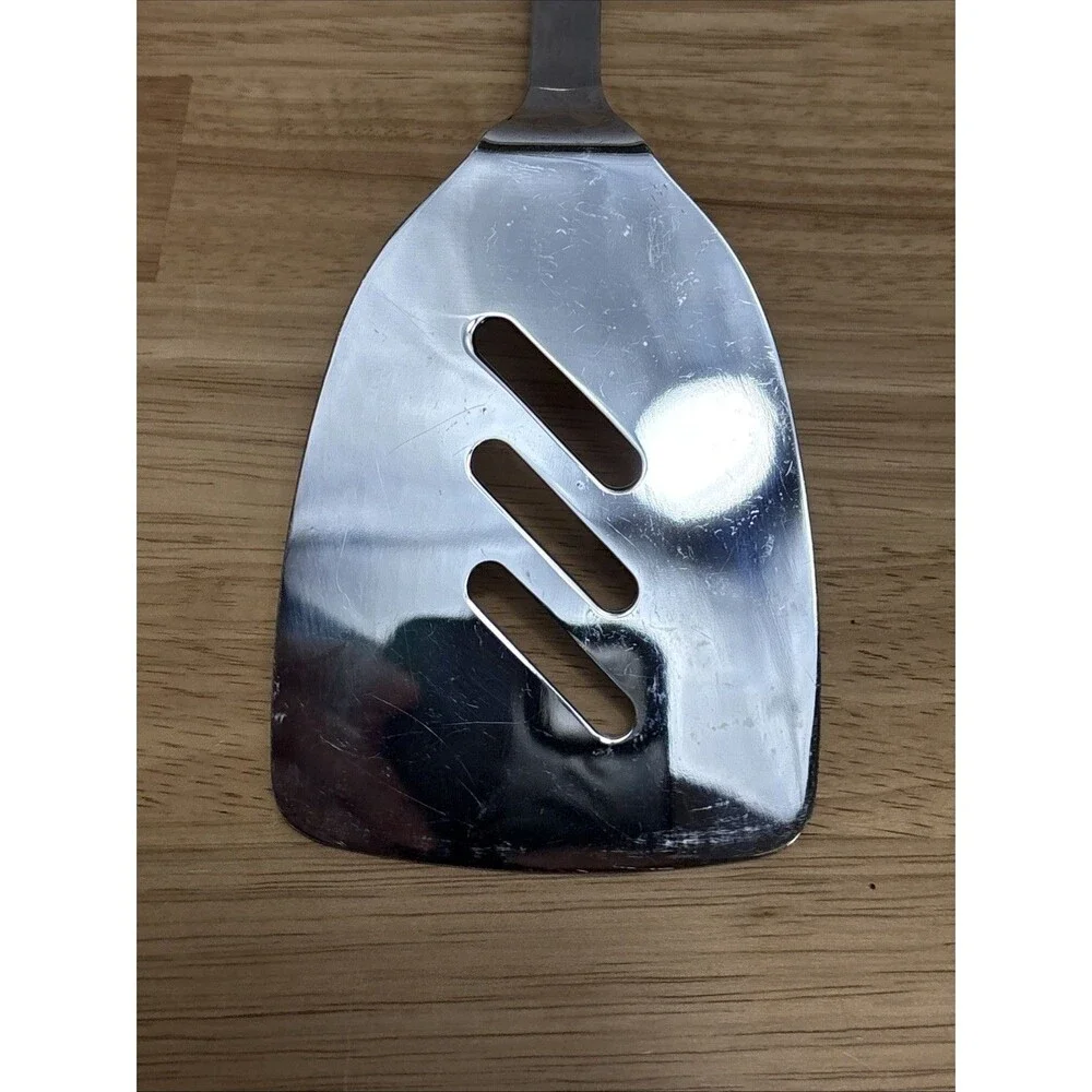 Oneida slotted turner